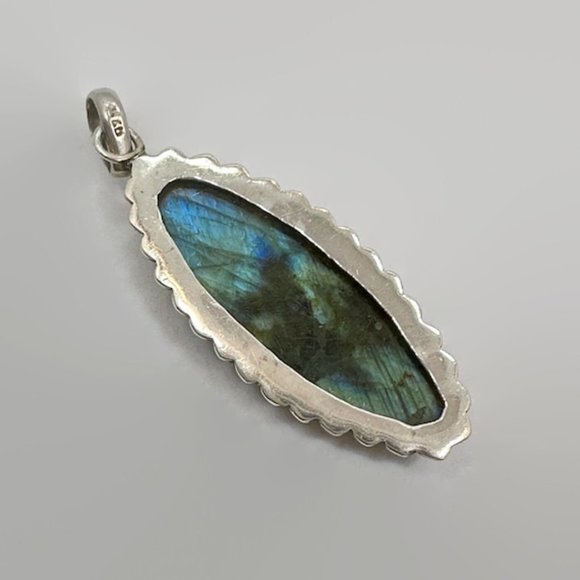 Labradorite Pendant, Sterling Silver, Blue, 2 1/2" Long, Large Stone, Vintage - Picture 5 of 5